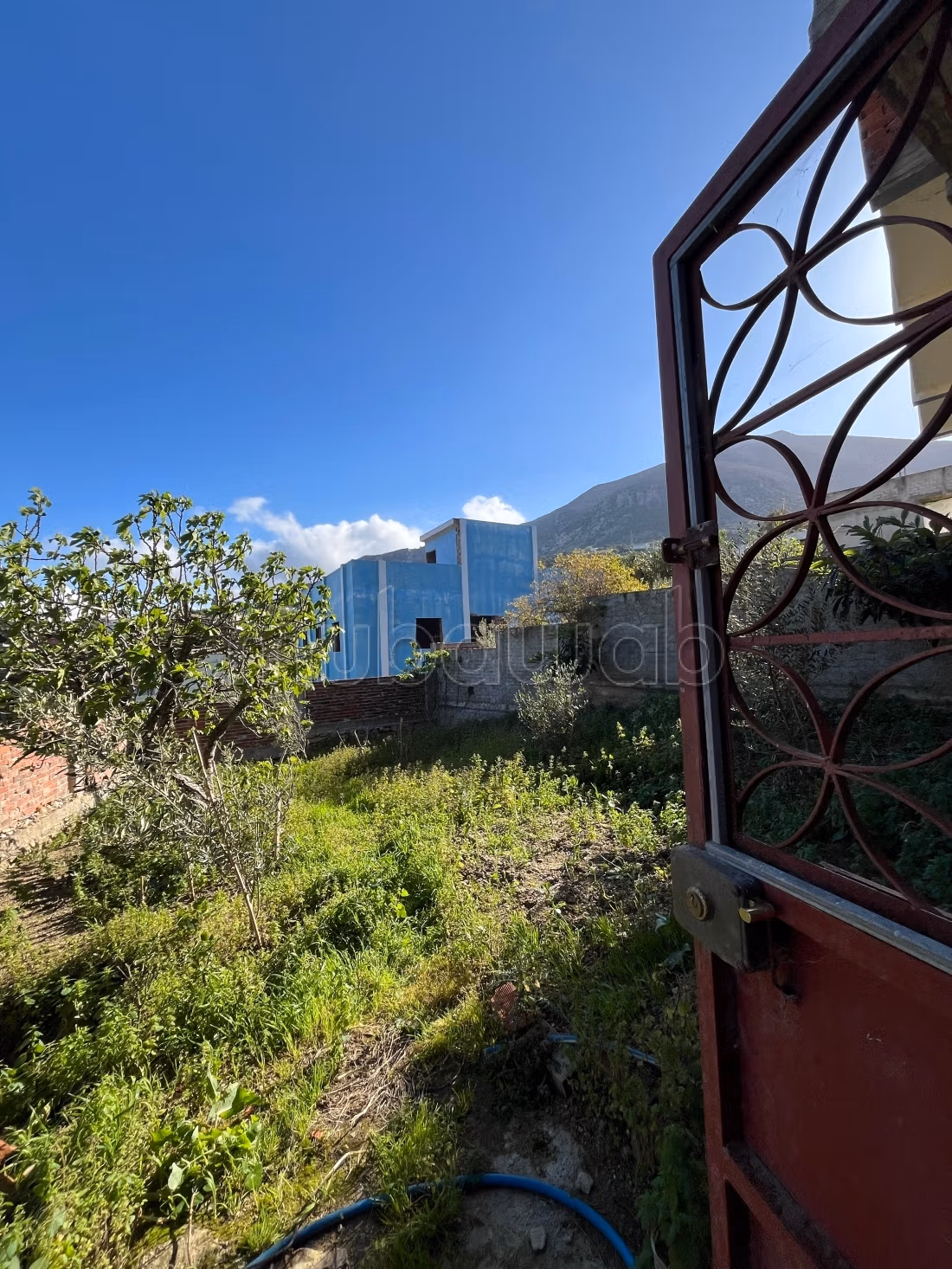 Casa en venta en el país. Superficie total 340 m²