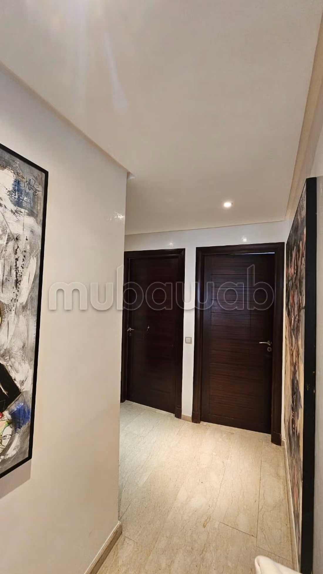 Opportunité à saisir – Spacieux appartement de 158 m² avec terrasse, 2 façades et 4 balcons — 6