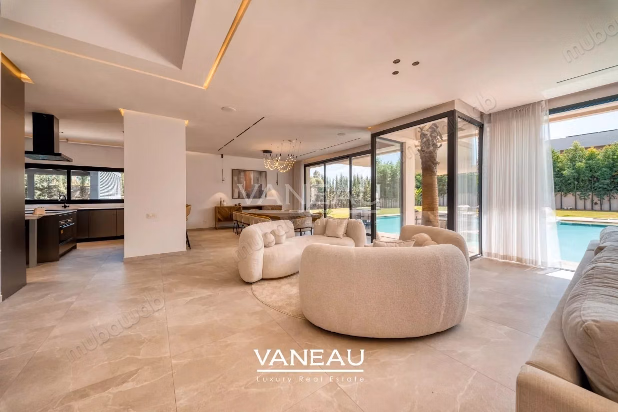 Villa contemporaine avec piscine et vue sur l’Atlas