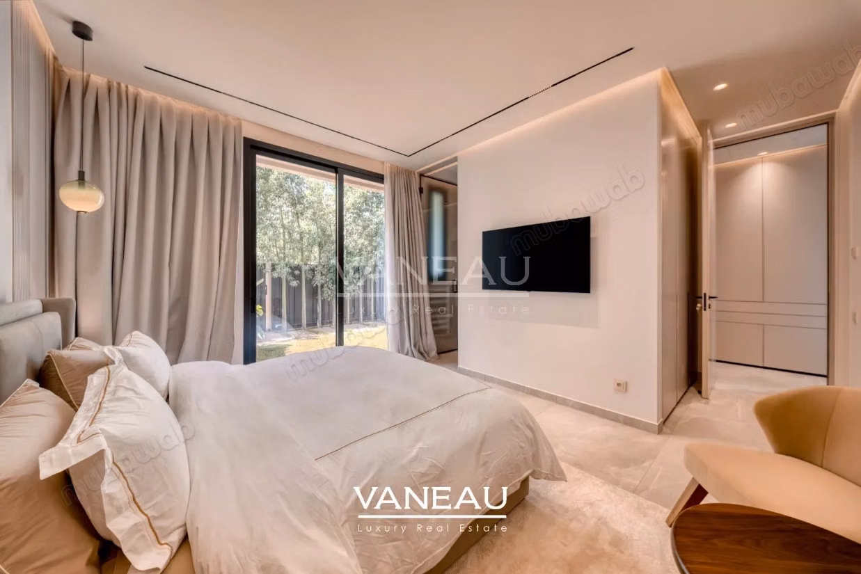 Villa contemporaine avec piscine et vue sur l’Atlas