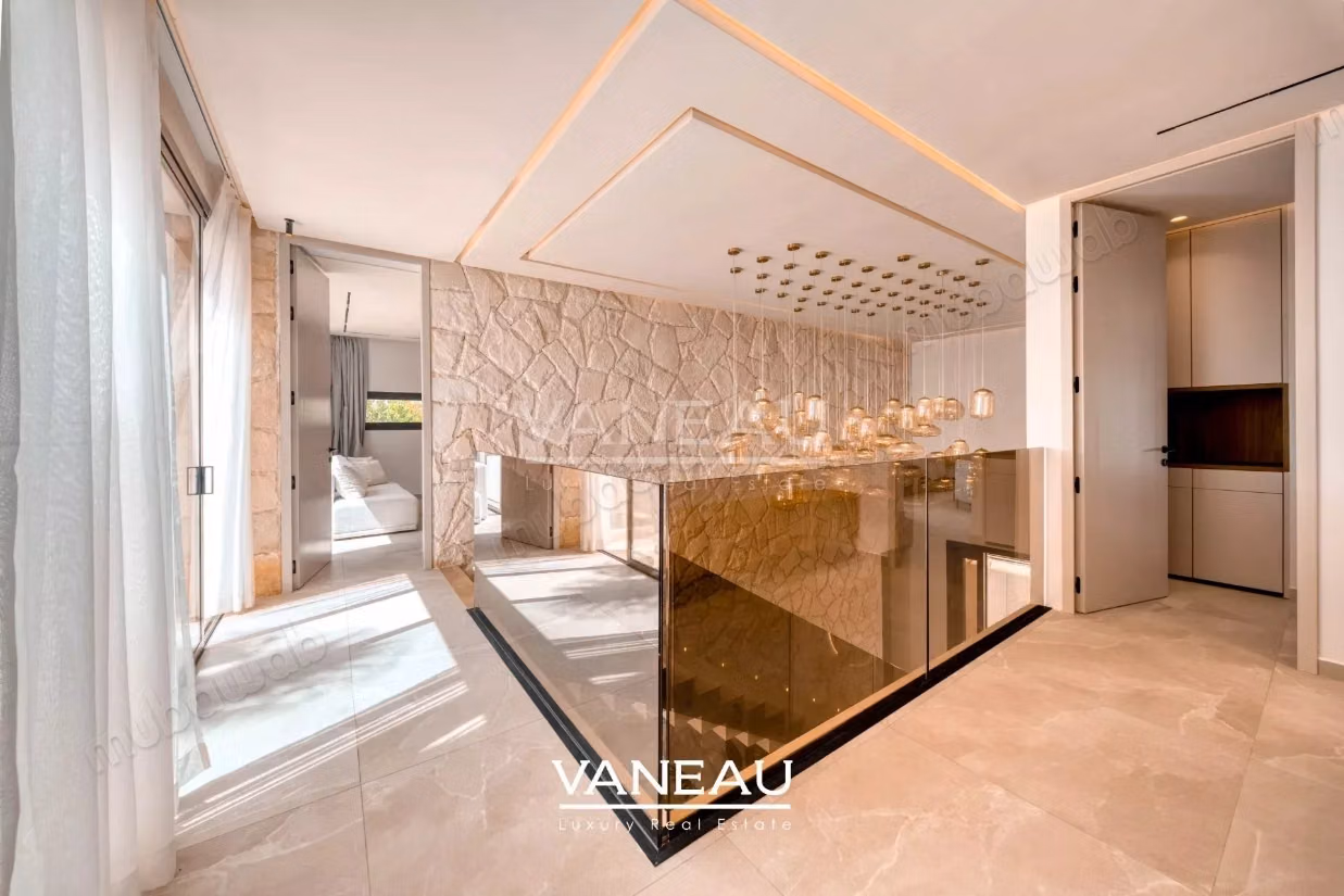 Villa contemporaine avec piscine et vue sur l’Atlas