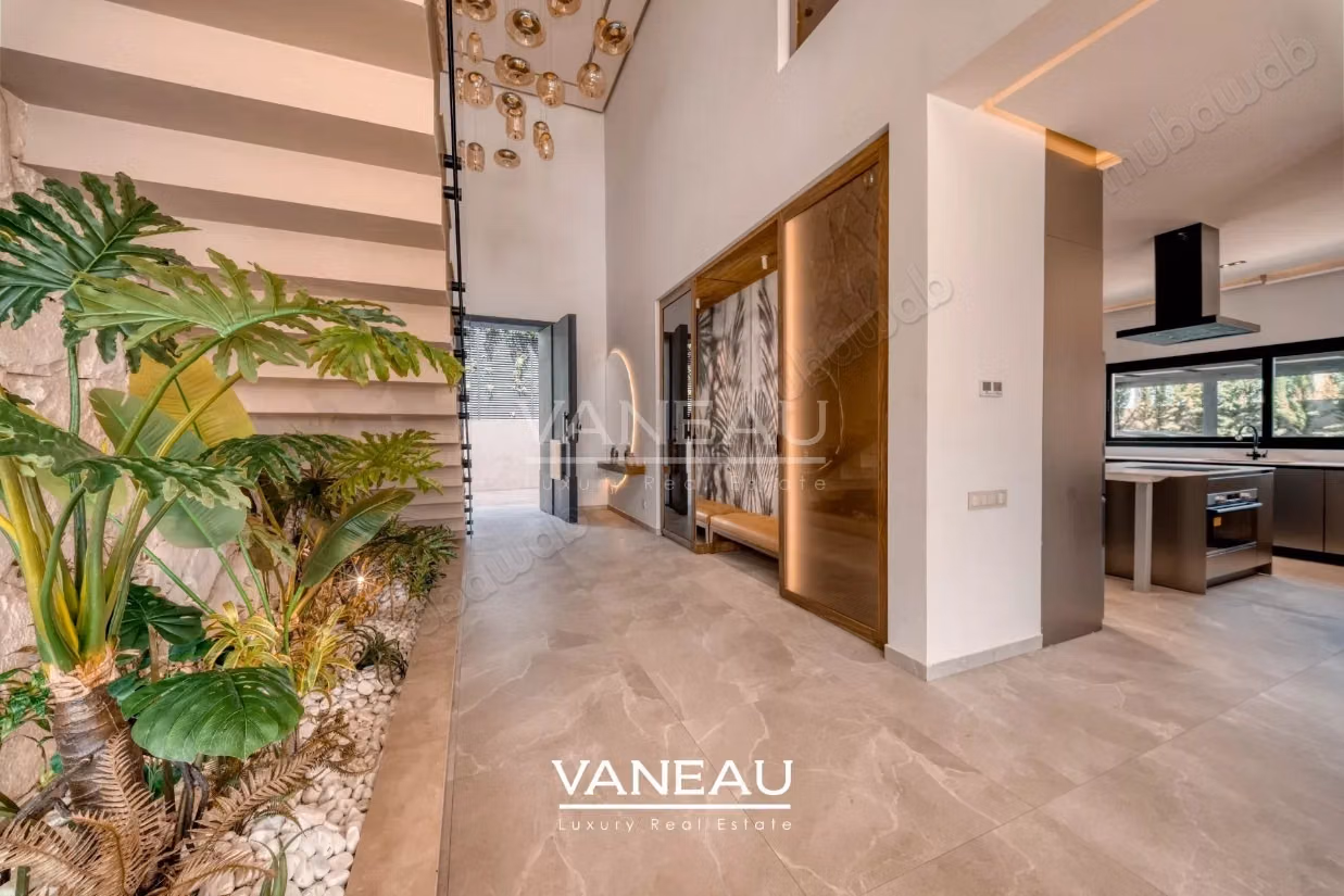Villa contemporaine avec piscine et vue sur l’Atlas
