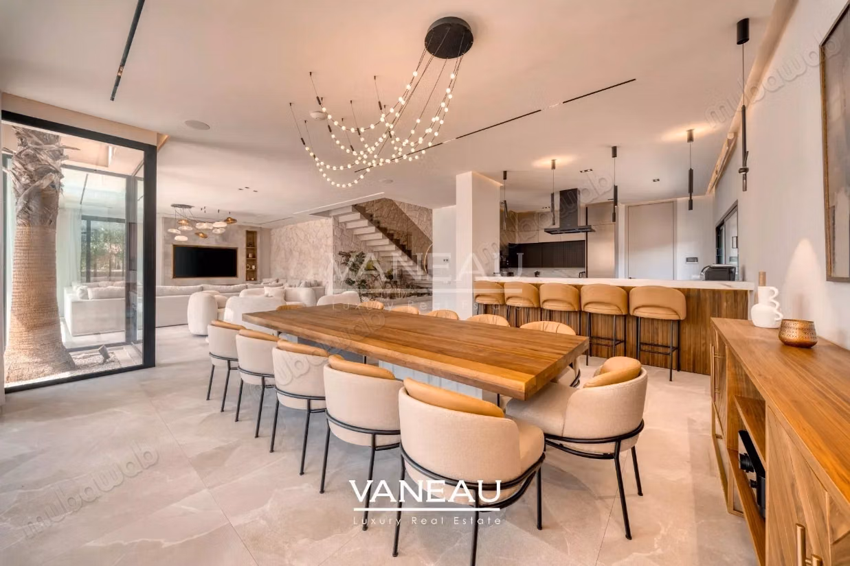 Villa contemporaine avec piscine et vue sur l’Atlas