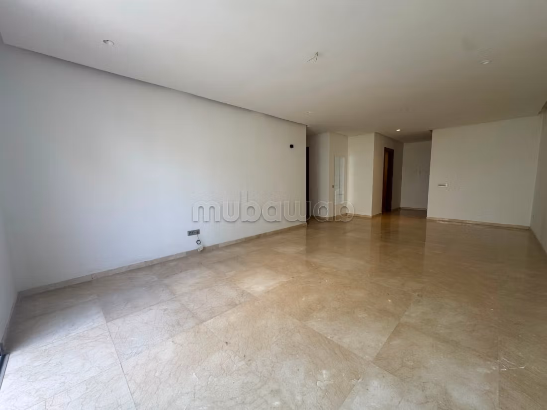 Appartement rez jardin 190m² A LOUER à Souissi — 2