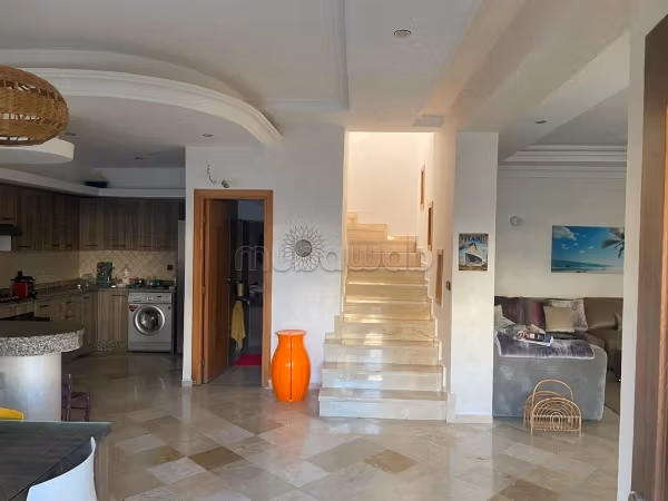 Hoogwaardige strandwoning te koop