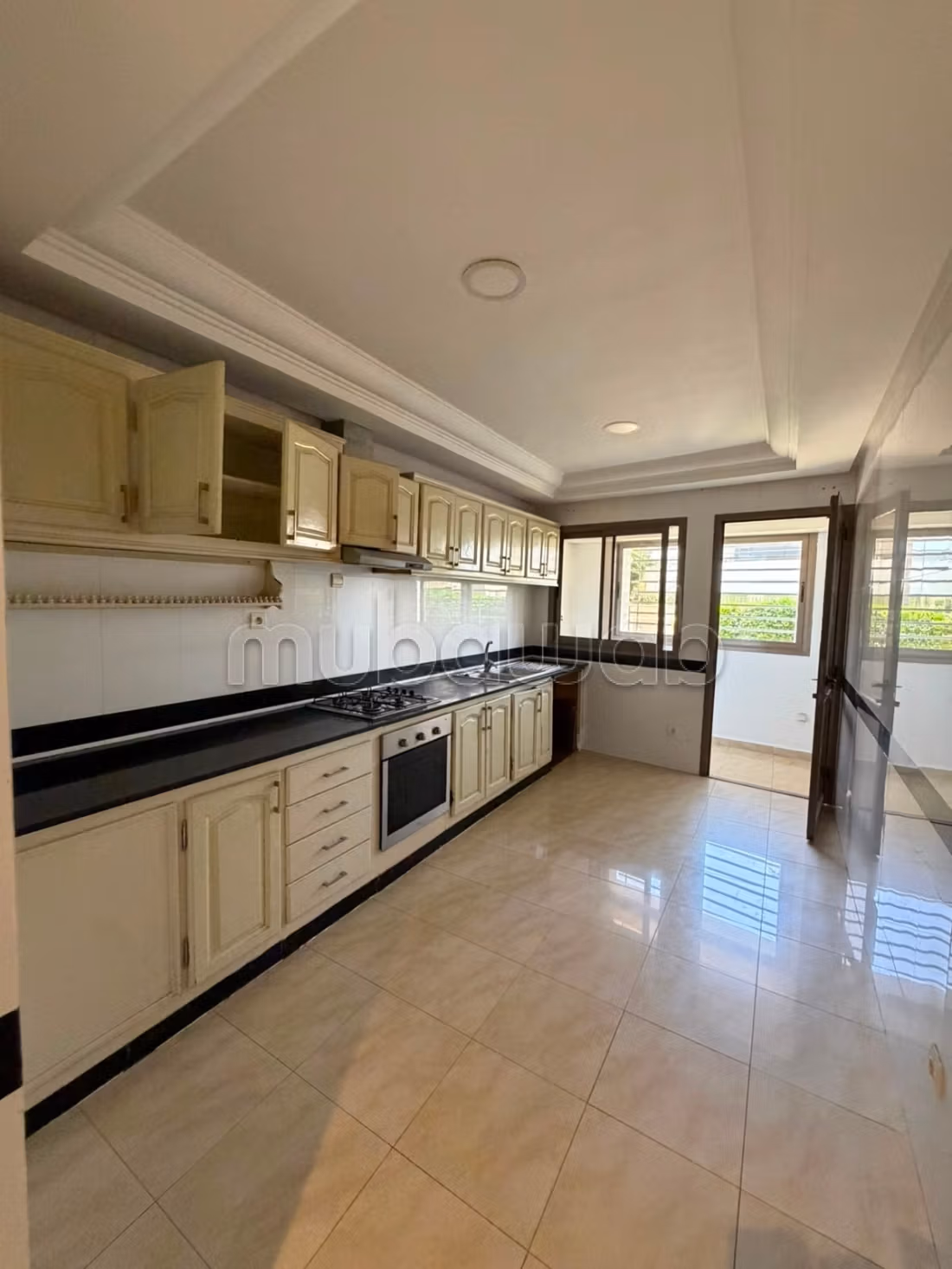 Location d'un appartement à Riyad. 3 chambres. Ascenseur et terrasse — 2