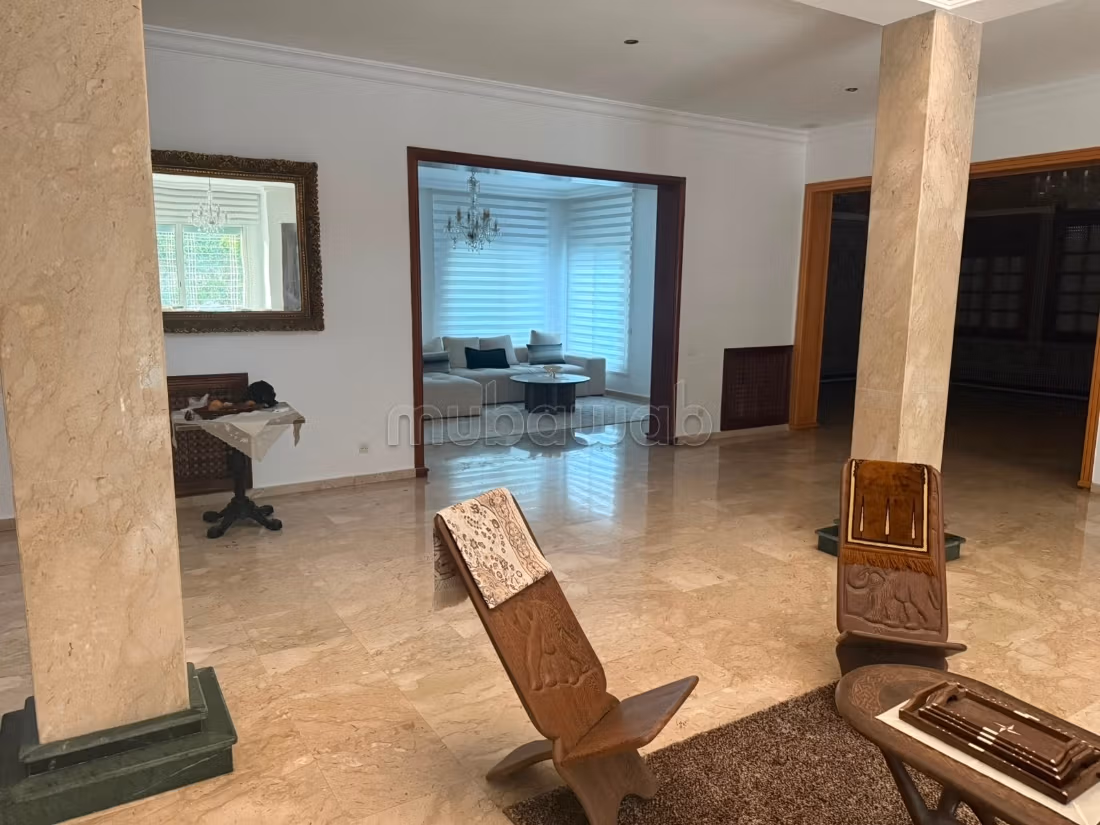 For rent – Beautiful empty villa in Souissi, Rabat