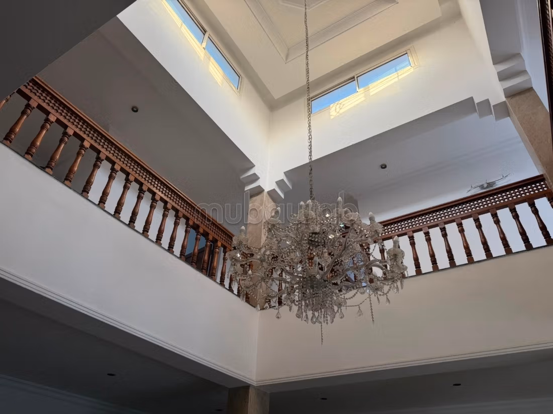 For rent – Beautiful empty villa in Souissi, Rabat