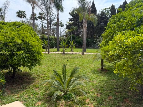 À louer – Magnifique villa VIDE Souissi, Rabat