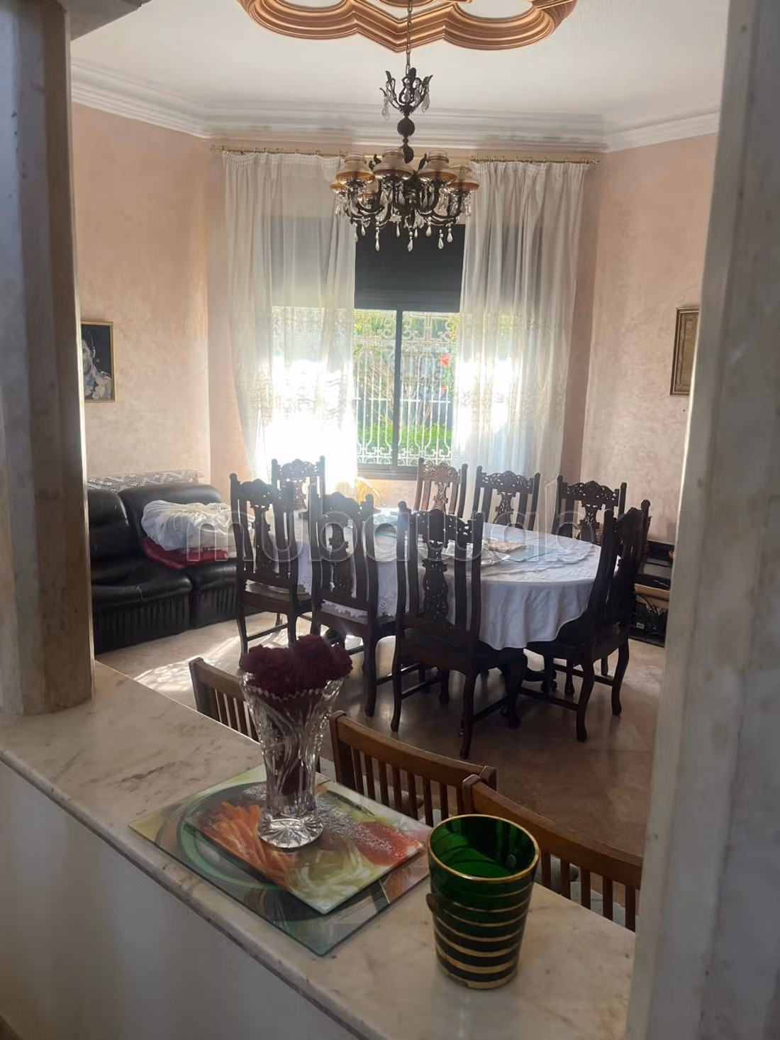Villa van 1760m² TE KOOP in Souissi RABAT