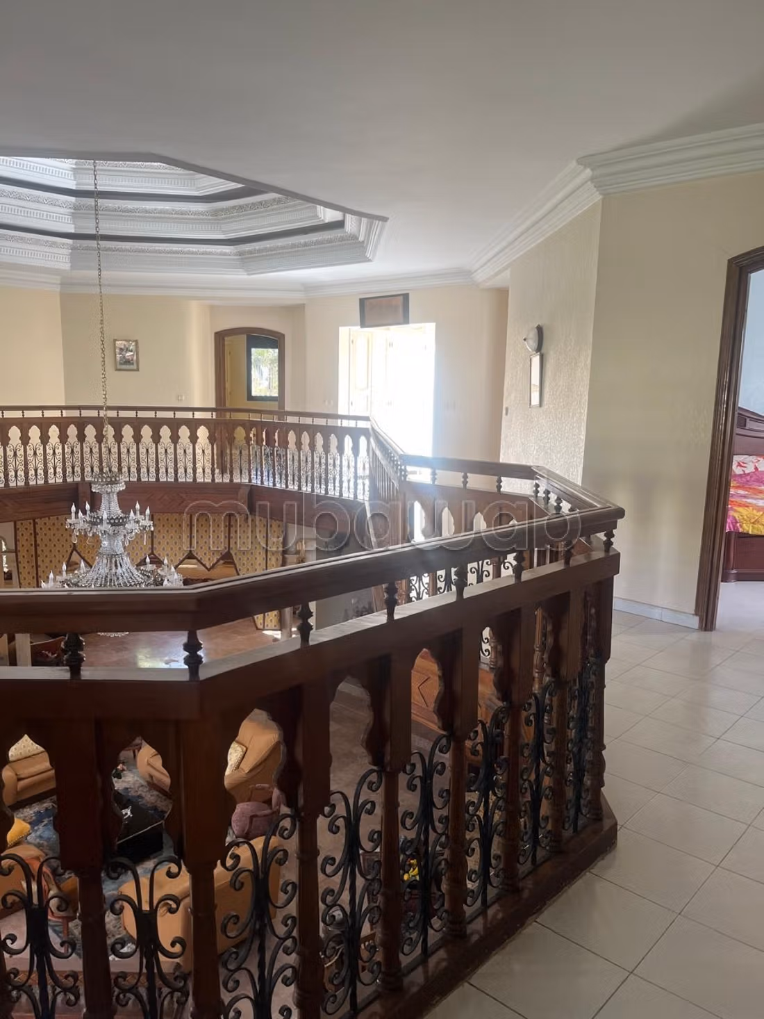 Villa van 1760m² TE KOOP in Souissi RABAT