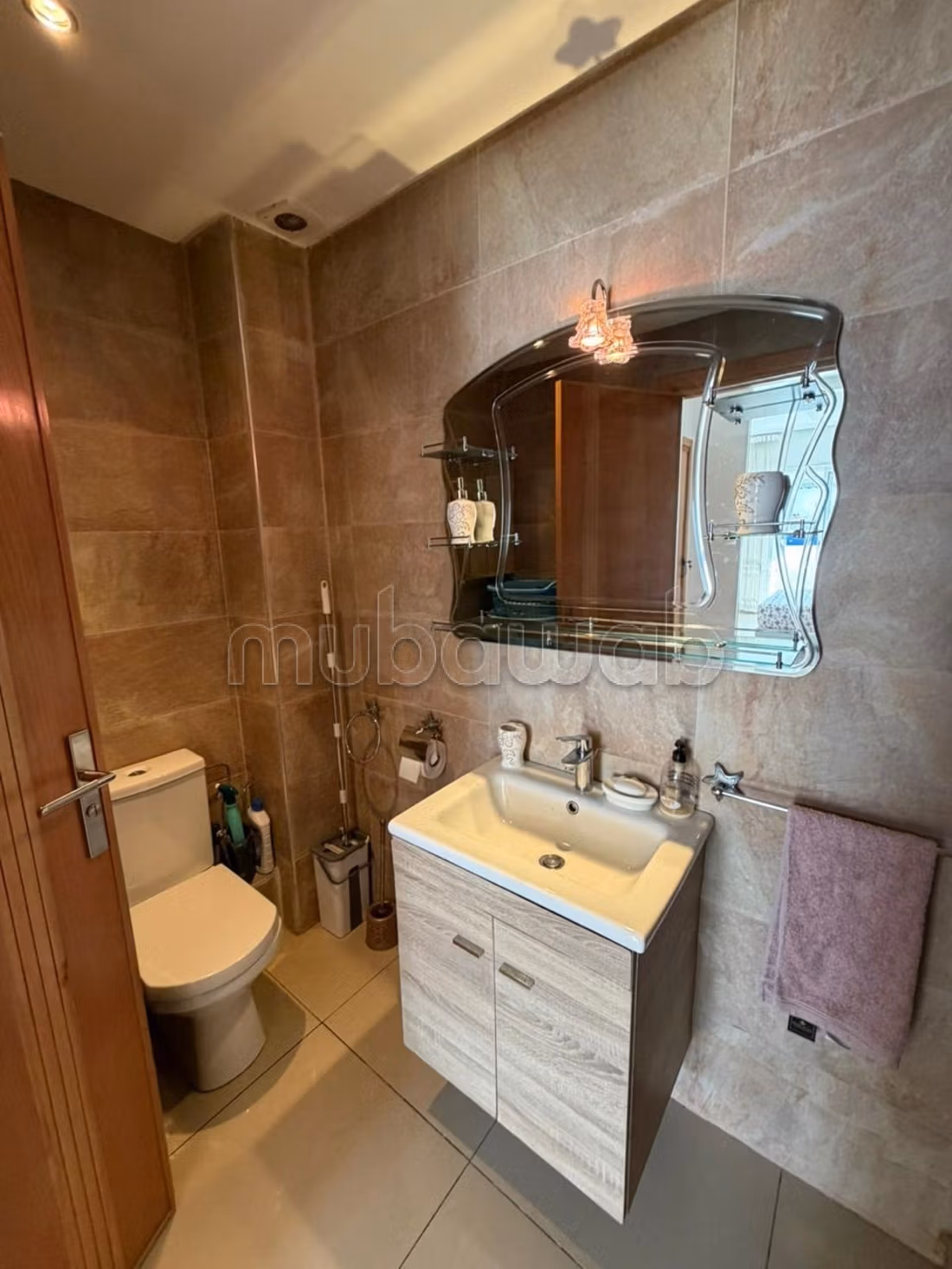 Bel appart a el mansouria, grand salon 2 chambres