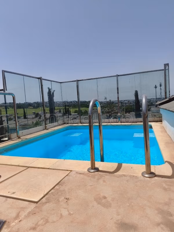 Beautiful apartment with open view and private rooftop pool