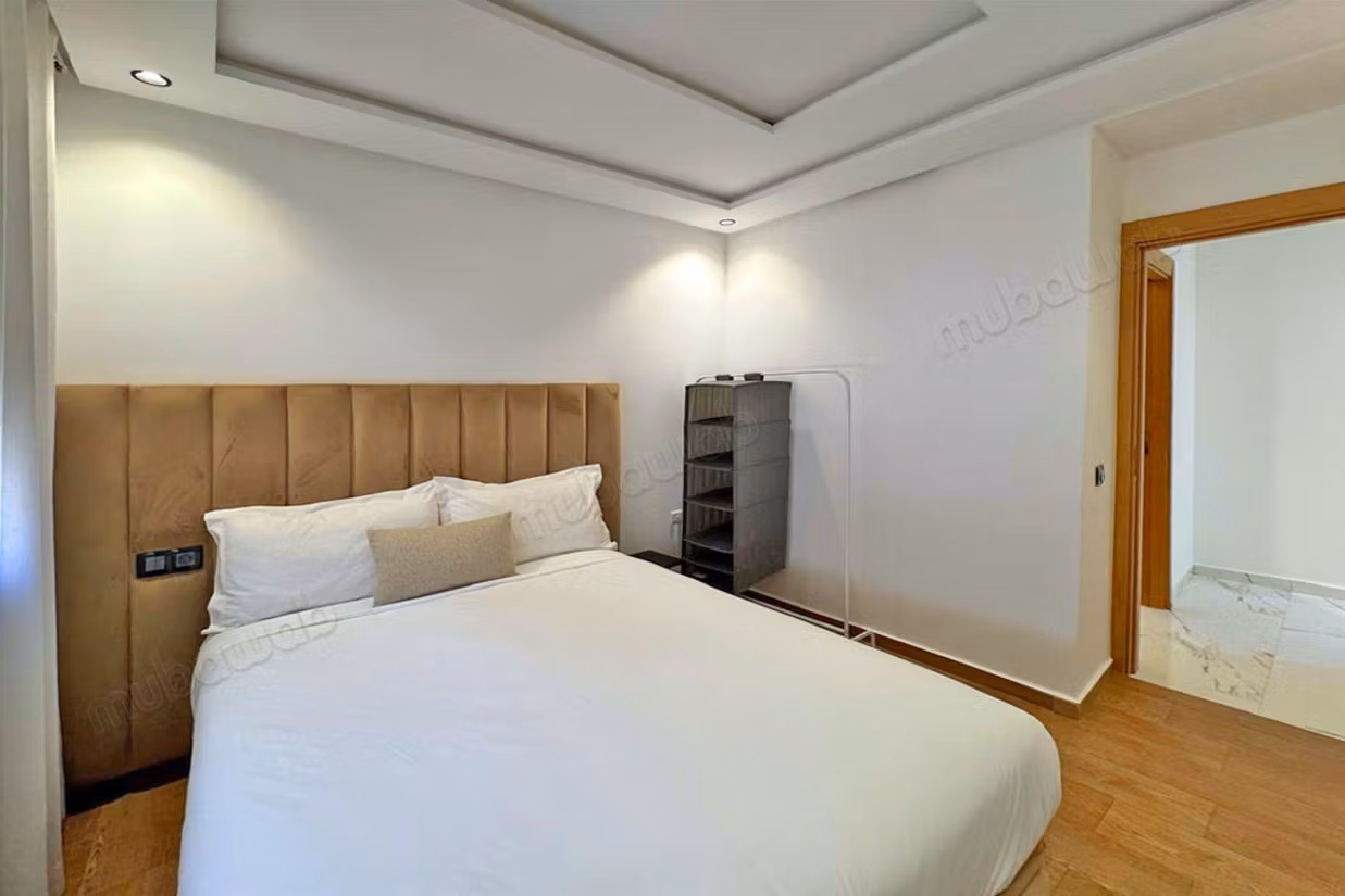 Appt. Meublé à vendre 2 chambres, 2 SDB, Parking