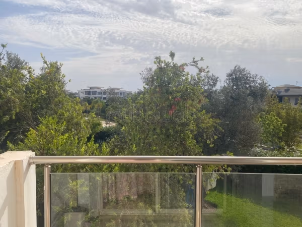 À vendre – Magnifique appart 3 ch. Ville verte