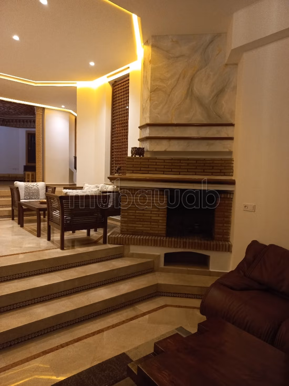 Luxe huis te huur in Star Hill. Oppervlakte 1500 m². Gestoffeerd
