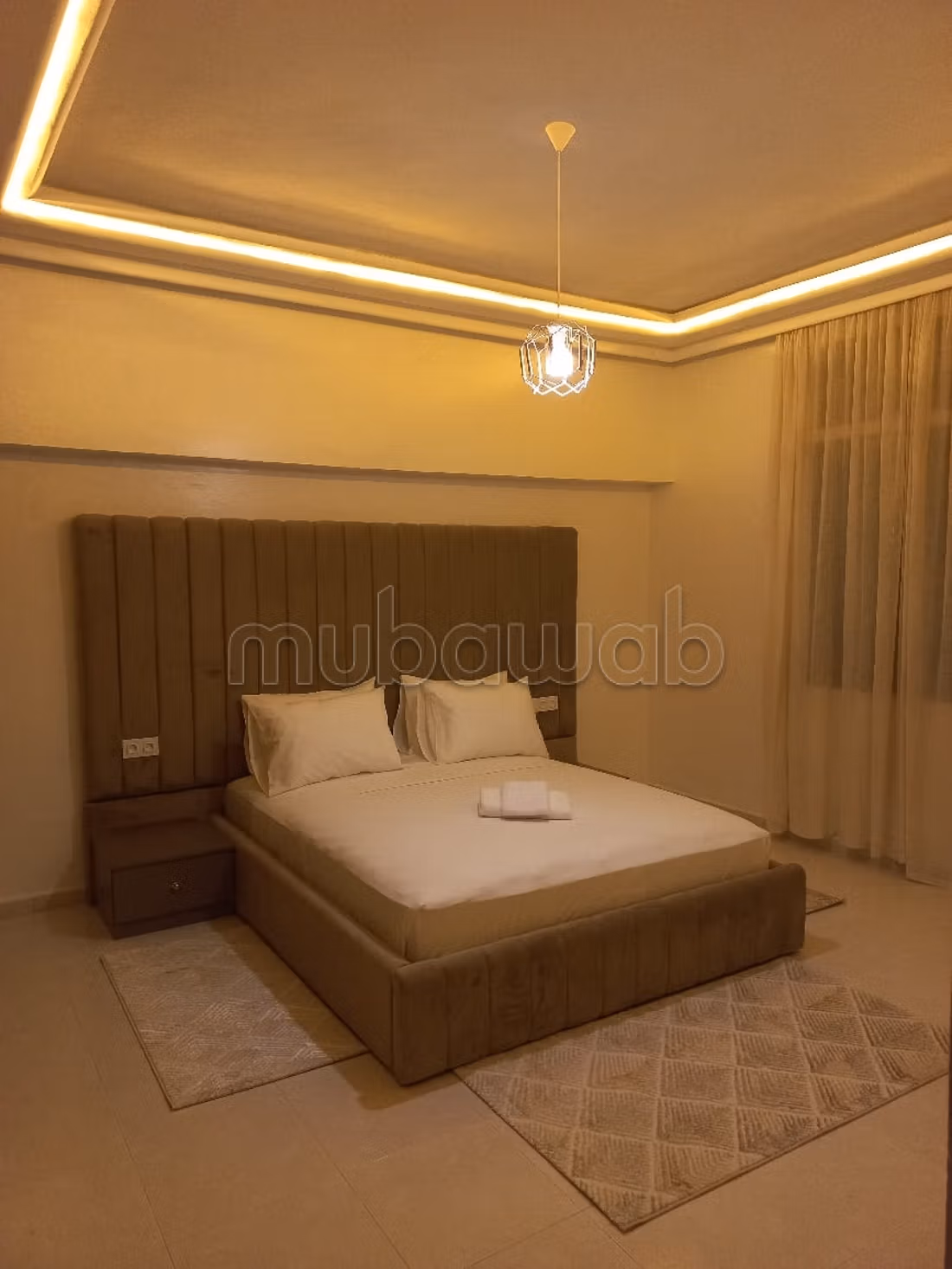 Luxe huis te huur in Star Hill. Oppervlakte 1500 m². Gestoffeerd