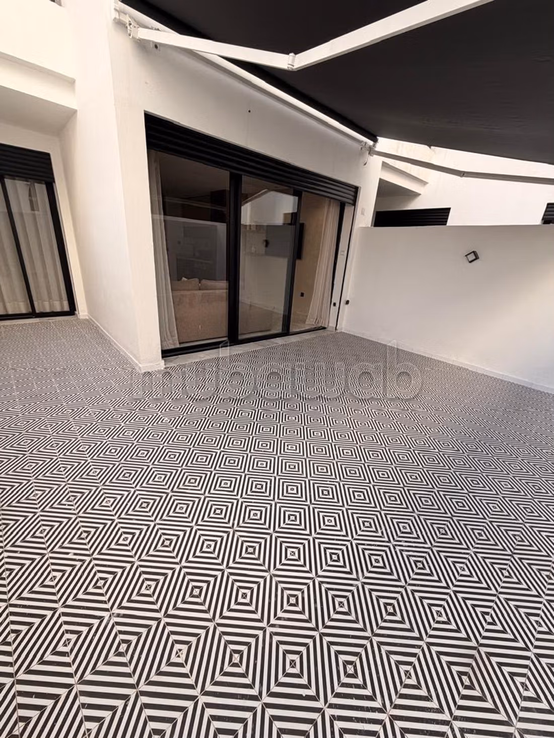 Studio location with terrace hospitals