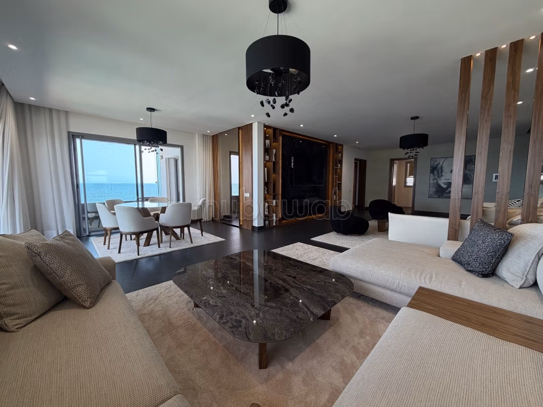 Luxueux appartement meublé à louer vue sur mer