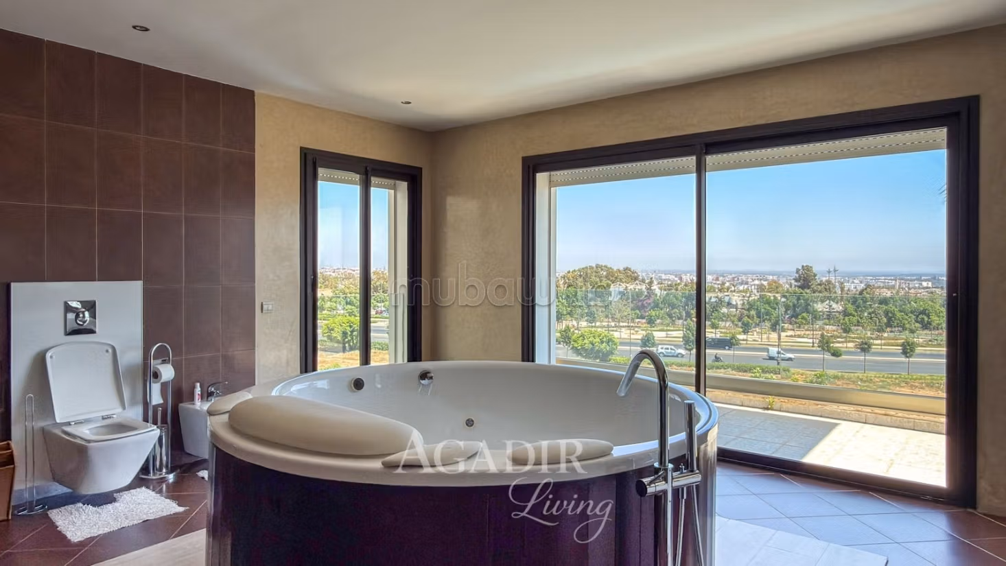 Exceptional Residence with Ocean Panorama