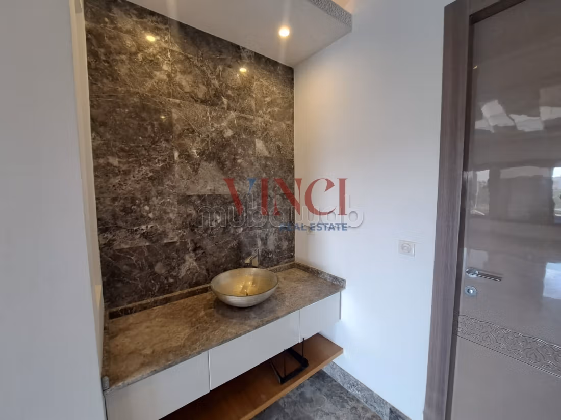 A VENDRE un Penthouse En S3 aux Berges du Lac 2
