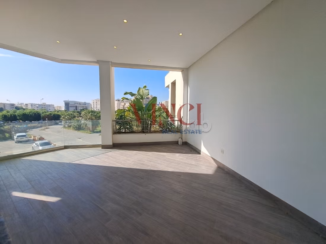 A VENDRE un Penthouse En S3 aux Berges du Lac 2