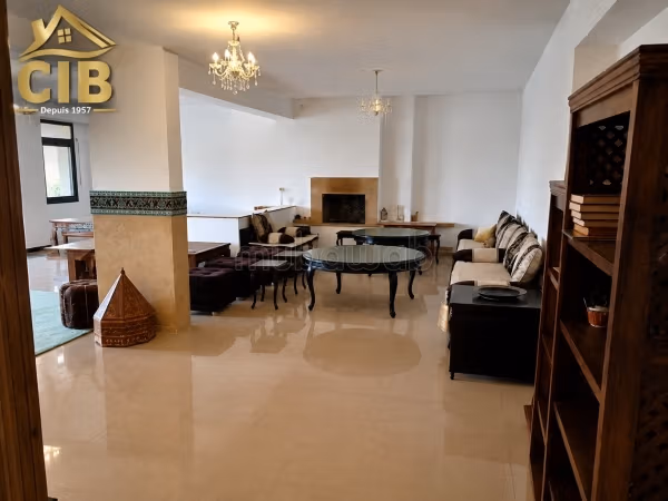 Apartamento alto en Agdal en venta