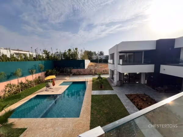 Villa Contemporaine d’Exception – 900 m² Habitables