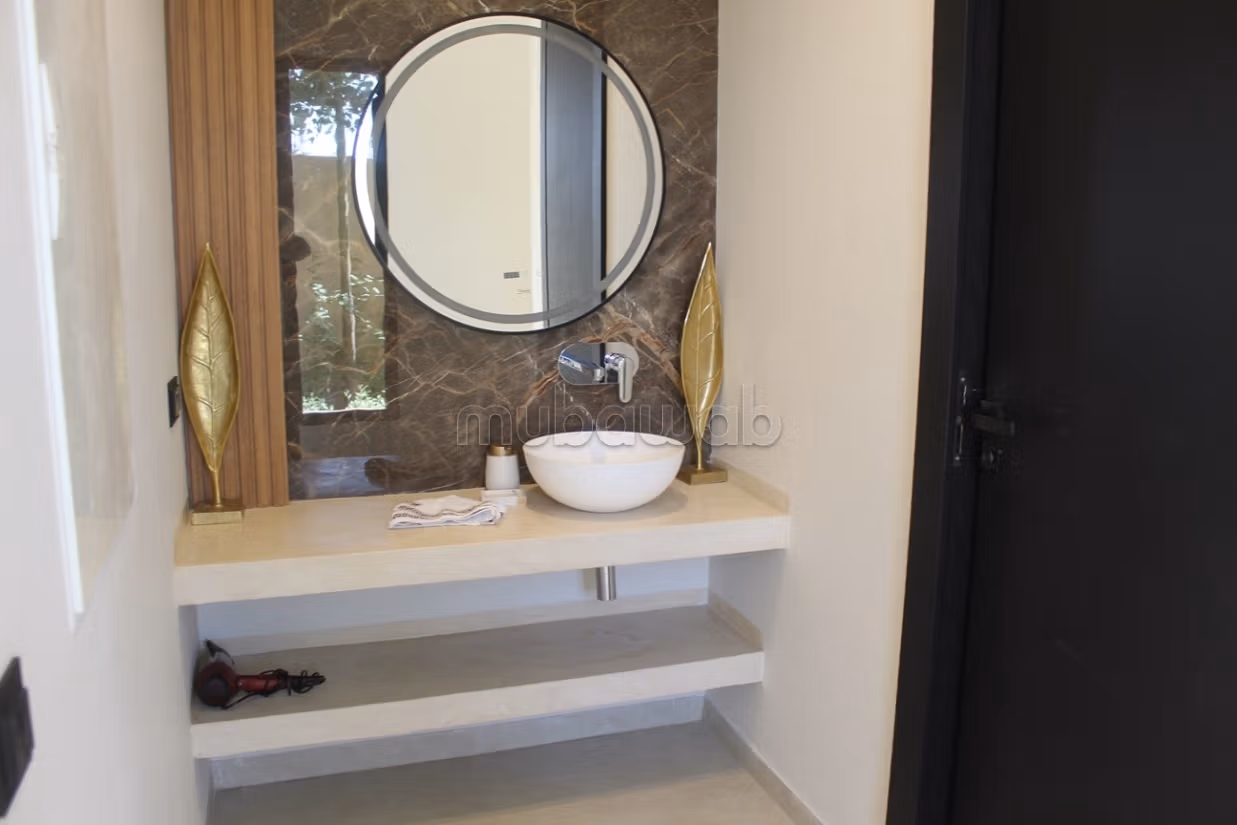 Bellissima villa arredata con tre camere