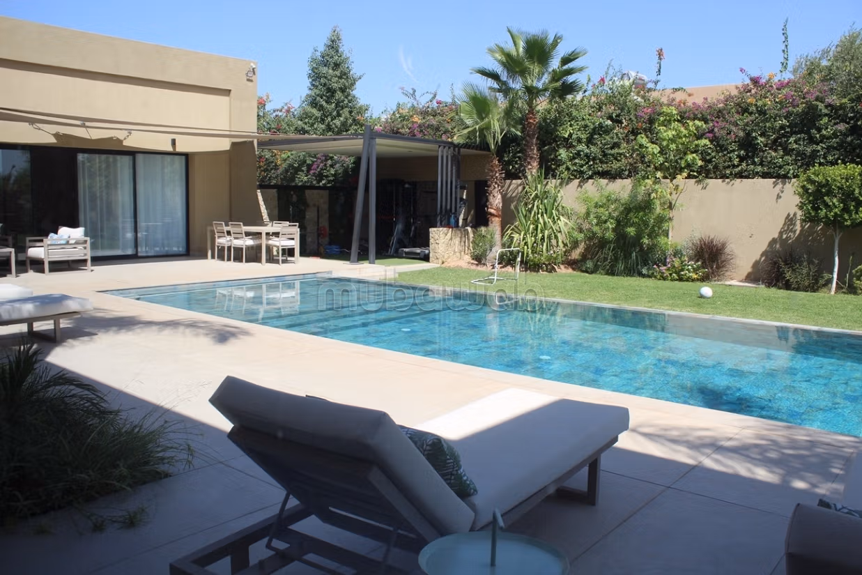 Bellissima villa arredata con tre camere