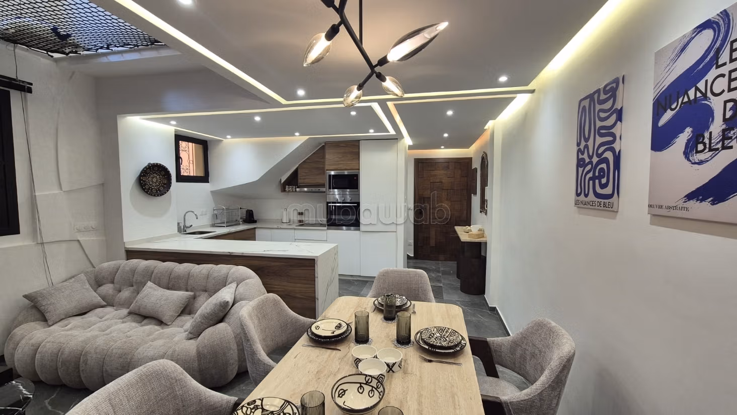 Magnifique Duplex meublé et rénové à Victor Hugo — 2