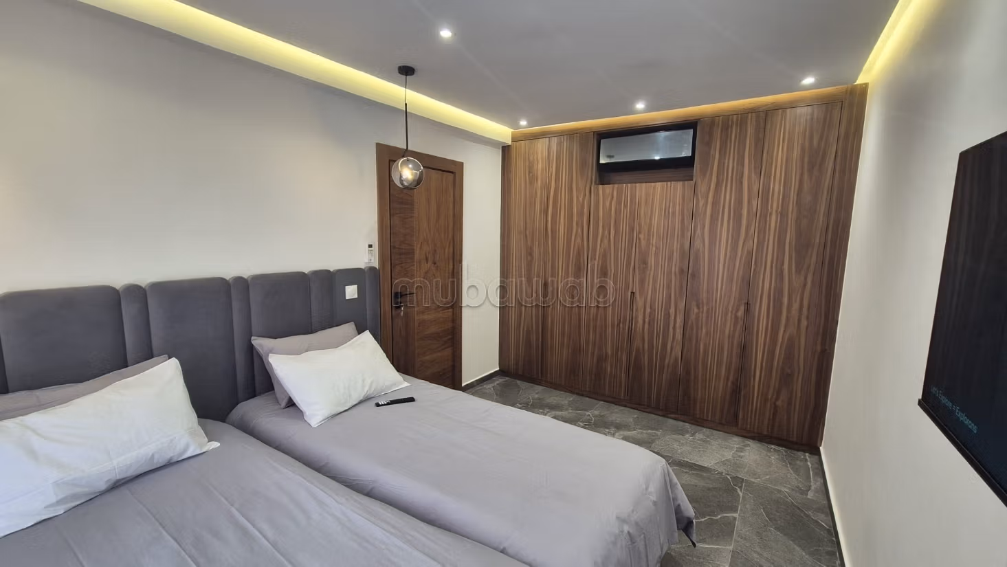 Magnifique Duplex meublé et rénové à Victor Hugo — 6