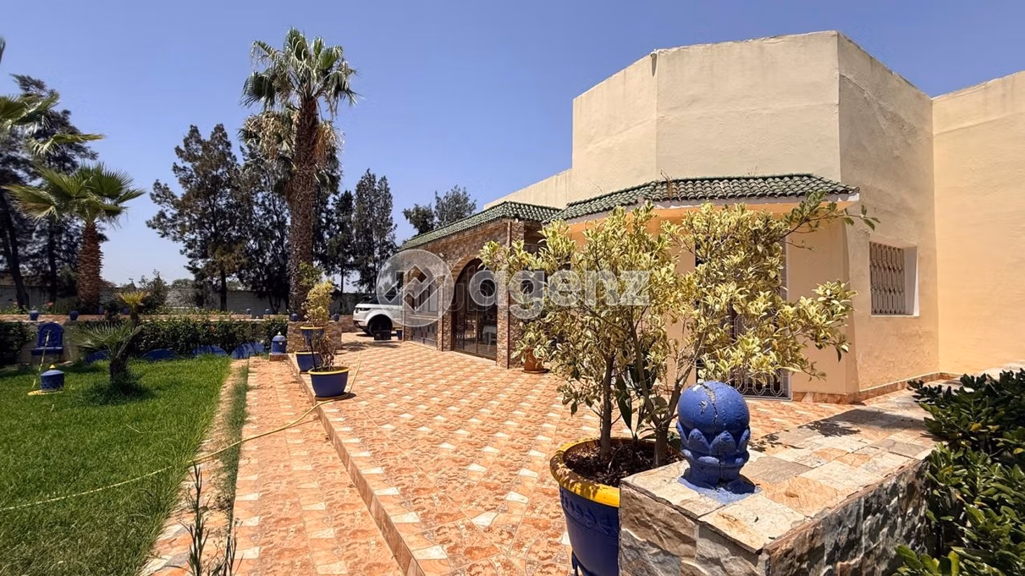 Villa for sale 17,500 m², 3 bedrooms Other Benslimane