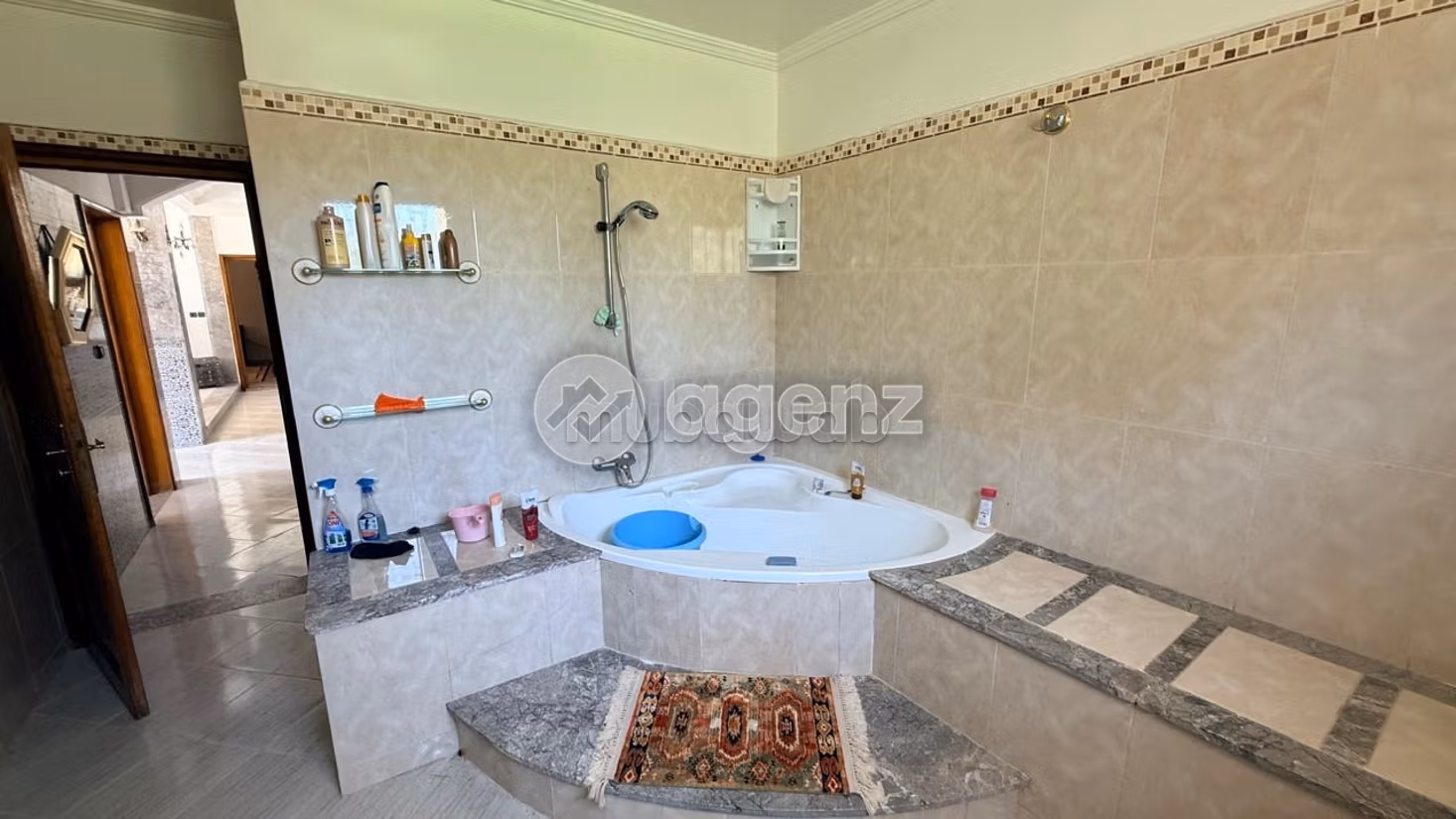Villa for sale 17,500 m², 3 bedrooms Other Benslimane