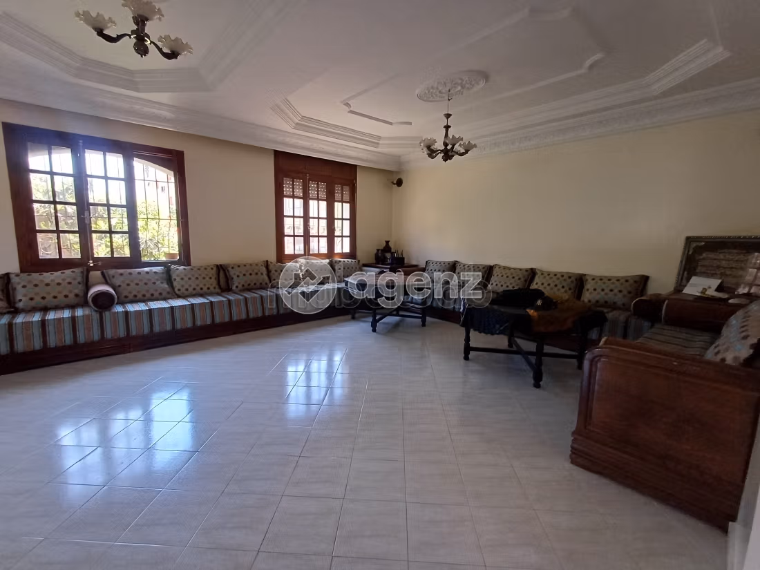 Villa à vendre 296 m², 4 chambres Benslimane Benslimane