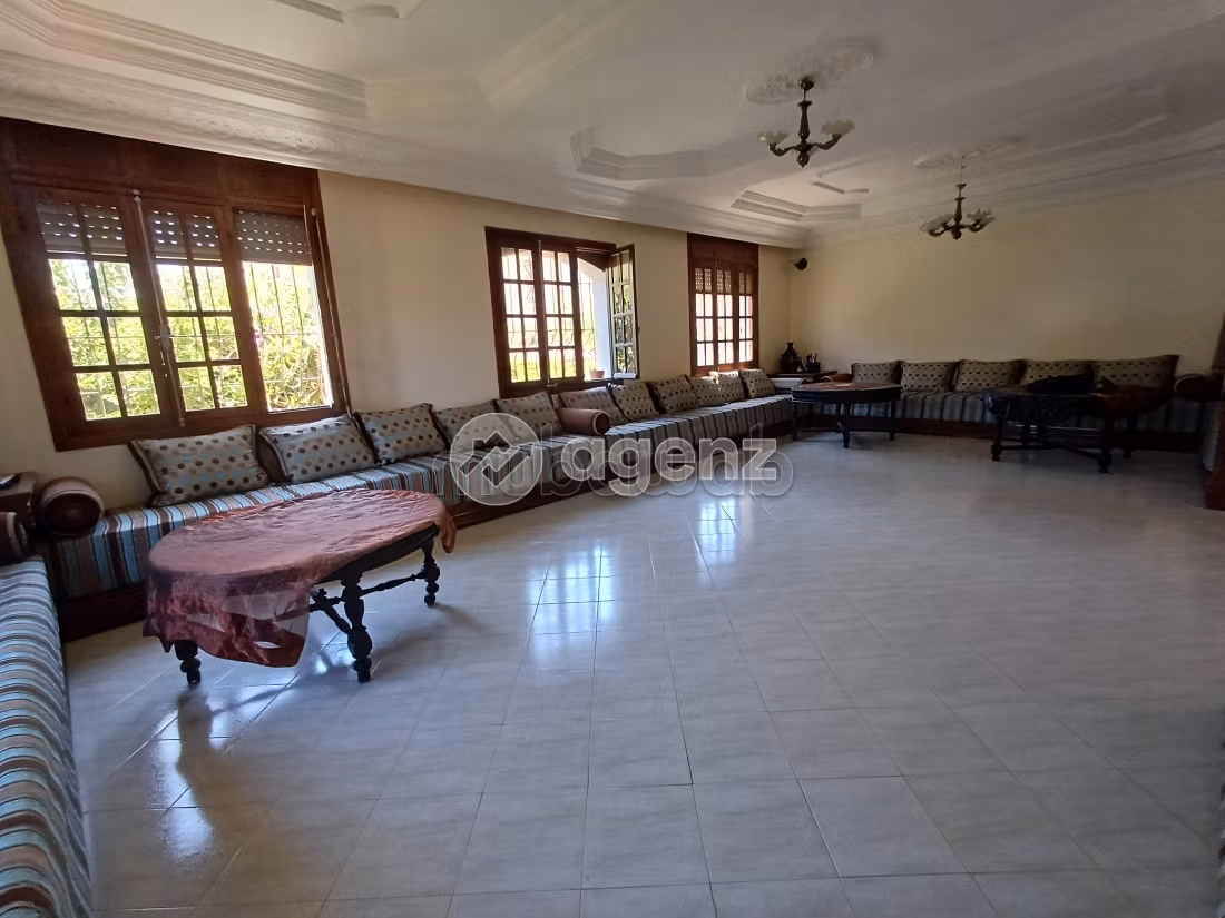 Villa à vendre 296 m², 4 chambres Benslimane Benslimane