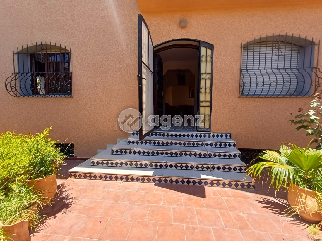 Villa à vendre 296 m², 4 chambres Benslimane Benslimane