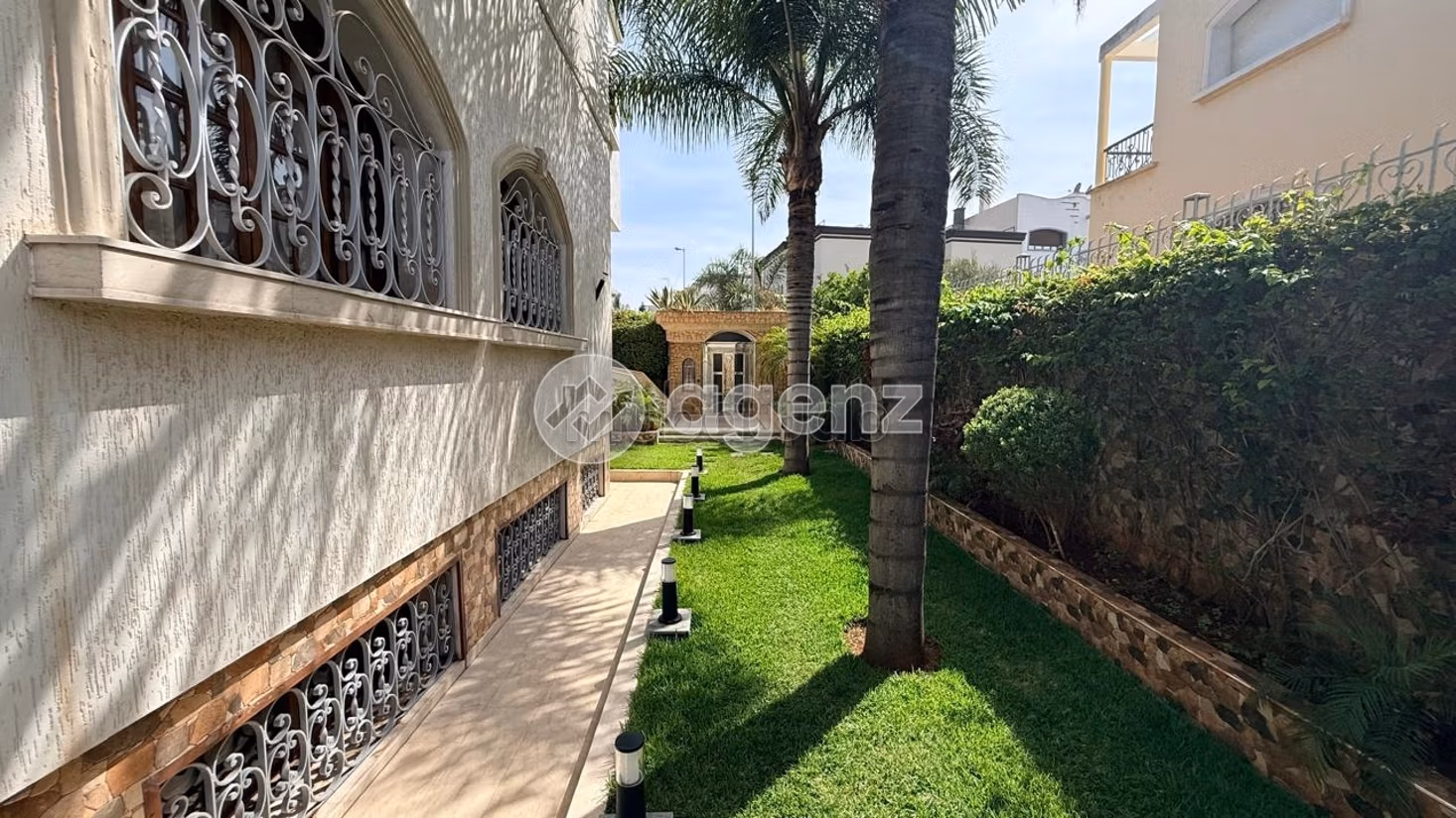 Villa à vendre 750 m², 5 chambres Laymoune Casablanca