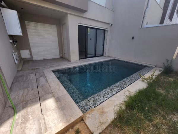 Villas d'exception avec piscine en compound privé