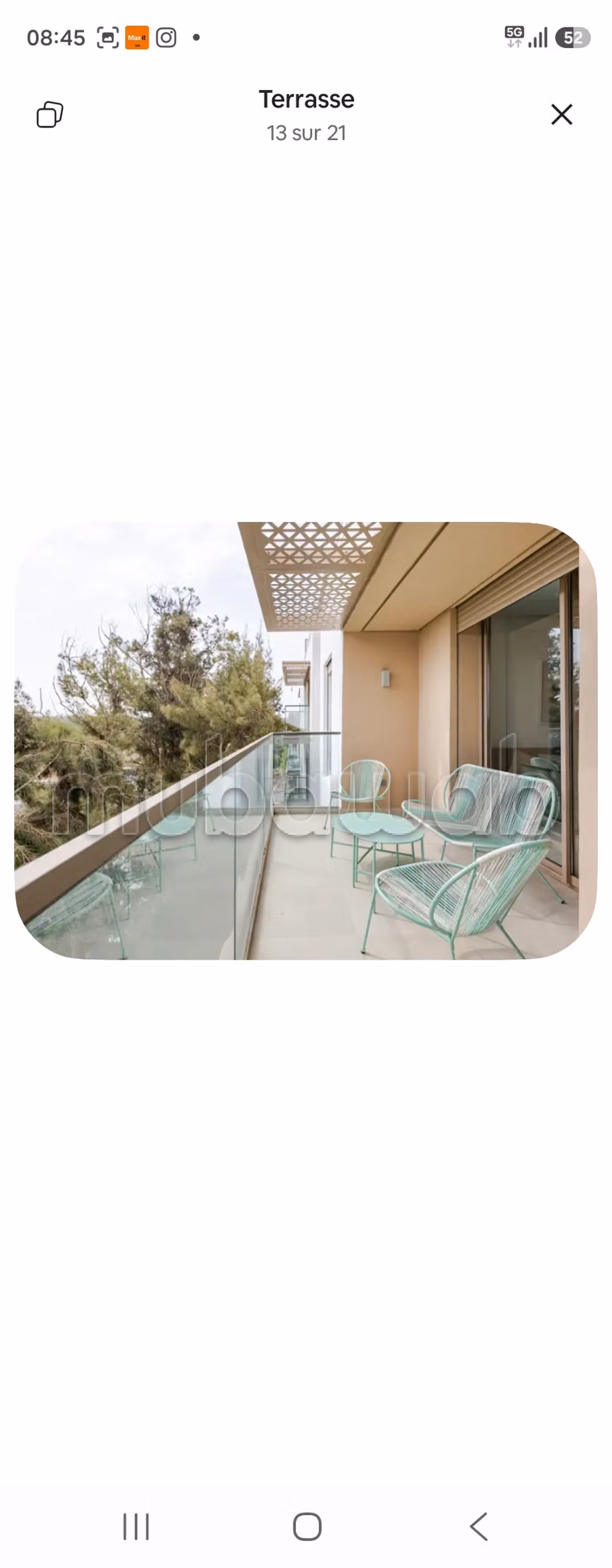 Louez cet appartement à Souissi. 
2 Pièces. 
Bien meublé — 6