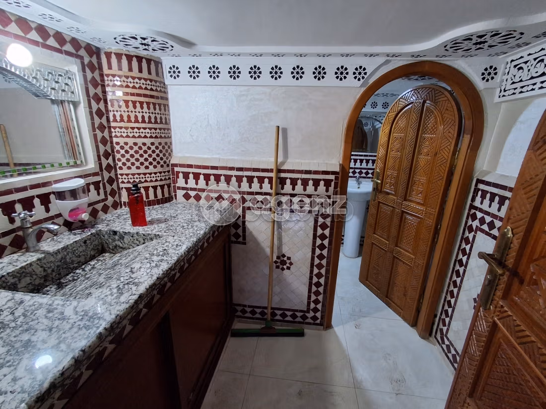 Comercio en venta 95 m² hay chemaou Salé