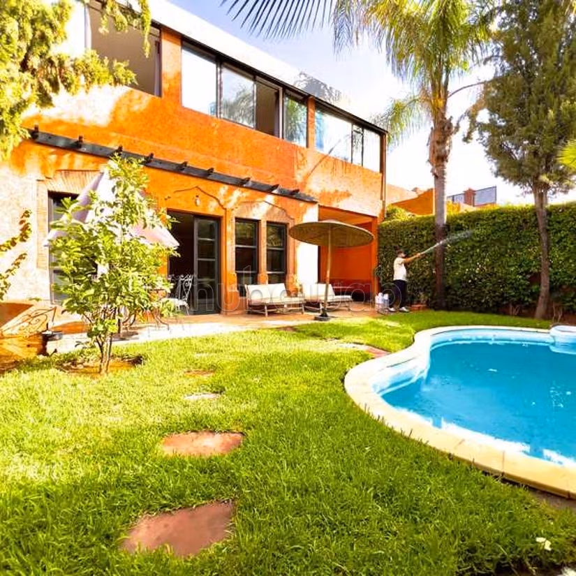 Villa en Venta de 377.0 m² en Marrakech, Arset Lamaach