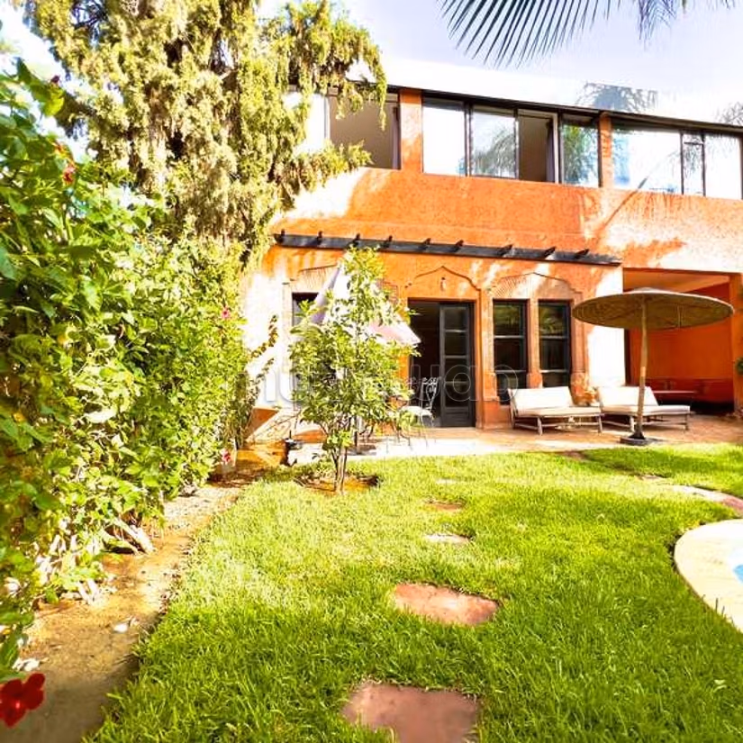 Villa en Venta de 377.0 m² en Marrakech, Arset Lamaach