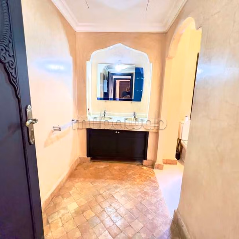 Villa en Venta de 377.0 m² en Marrakech, Arset Lamaach