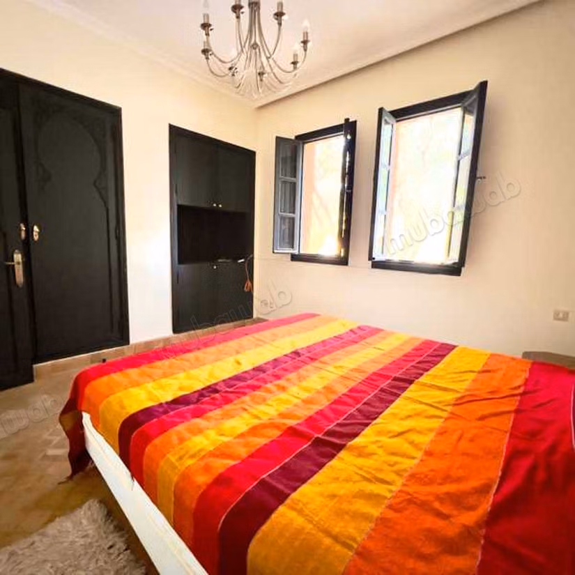 Villa à Vendre de 377.0 m² à Marrakech, Palmeraie Extension