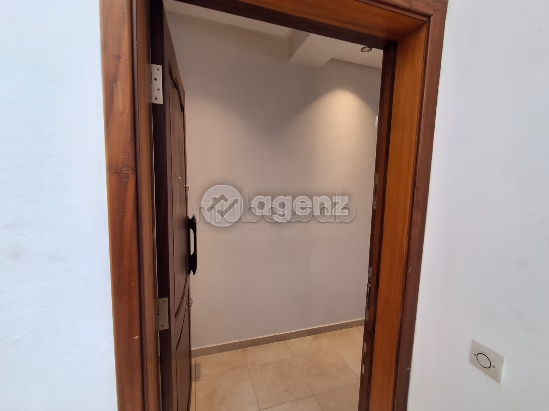 Appartement à vendre 100 m², 3 chambres Andalousse Skhirate Témara