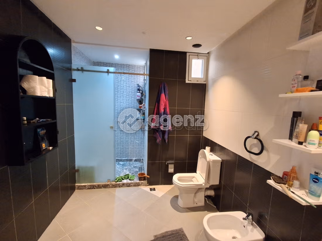 Appartement à vendre 100 m², 3 chambres Andalousse Skhirate Témara