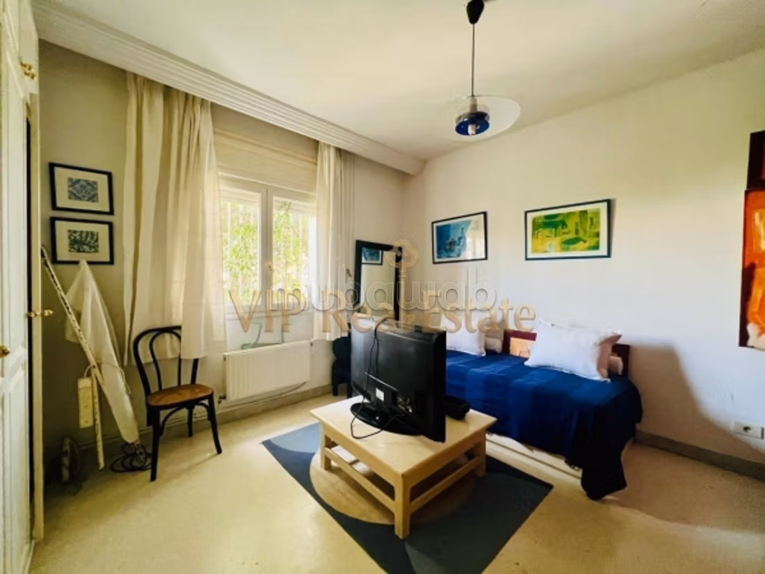 In Vendita un duplex S3 con giardino a La Marsa