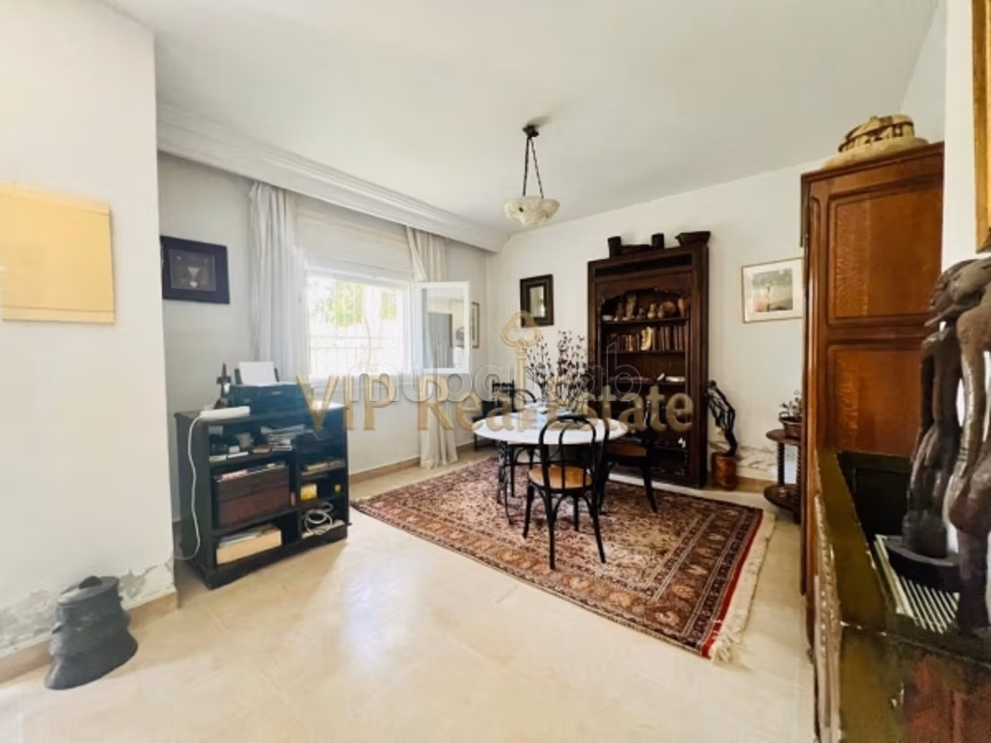 In Vendita un duplex S3 con giardino a La Marsa
