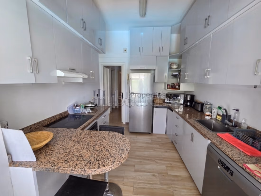 Villa t5 de 554m² – piscine